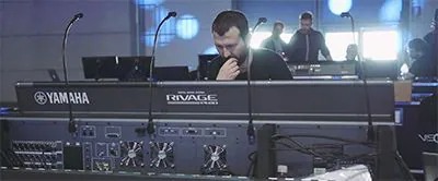 MRCAT猫先生RIVAGE PM10闪耀新里米尼秀场